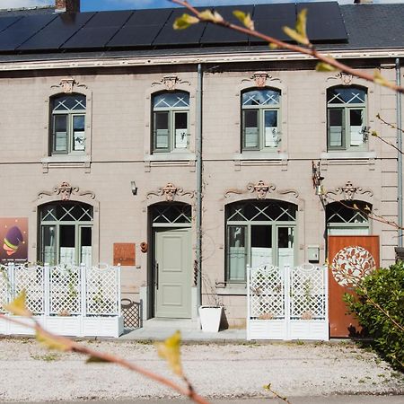 Maison D'Hote Les Notes Endormie Chambre Secrete Berzee Exteriör bild